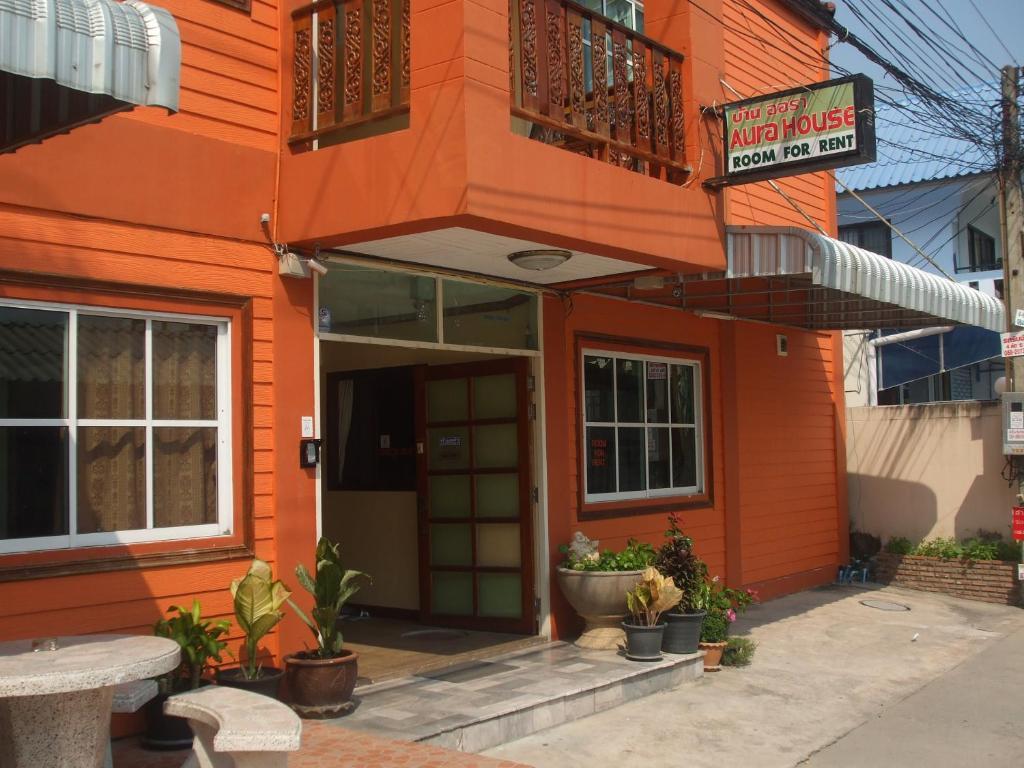 Aura House Hotel Pattaya Exterior photo